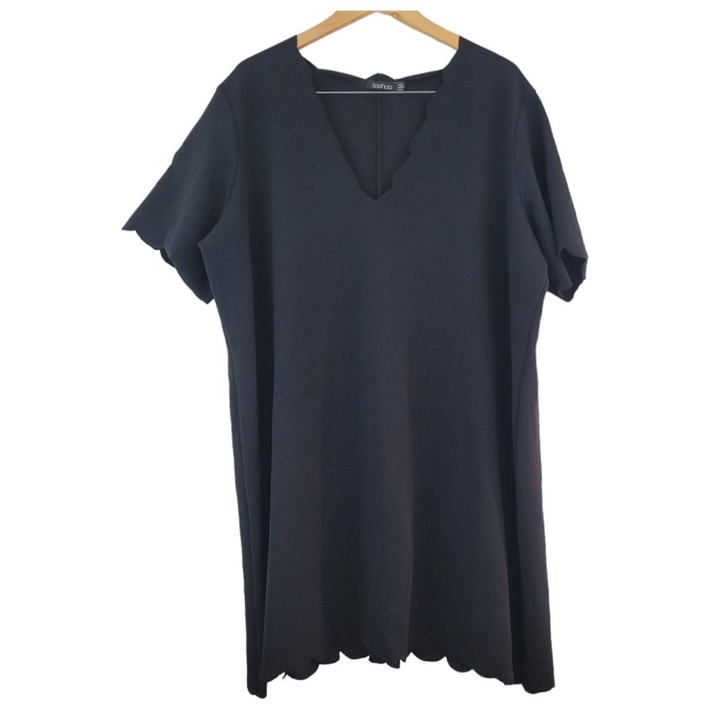 Boohoo Womens Size 22 Scallop Edge V Neck Black Shift Short Dress Tunic Stretch